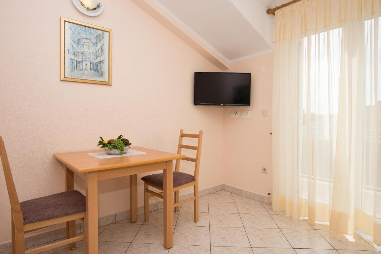 Topic Apartments فوديس المظهر الخارجي الصورة