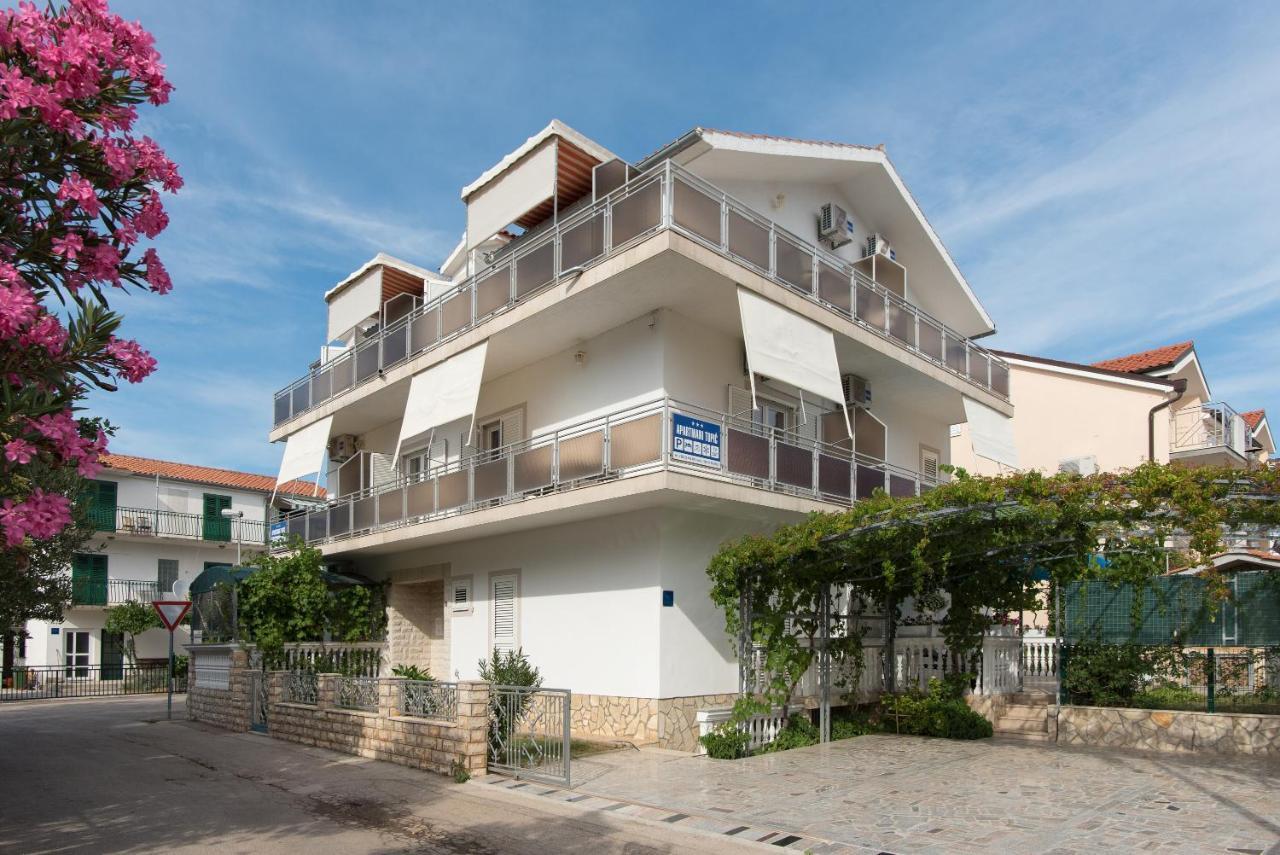 Topic Apartments فوديس المظهر الخارجي الصورة