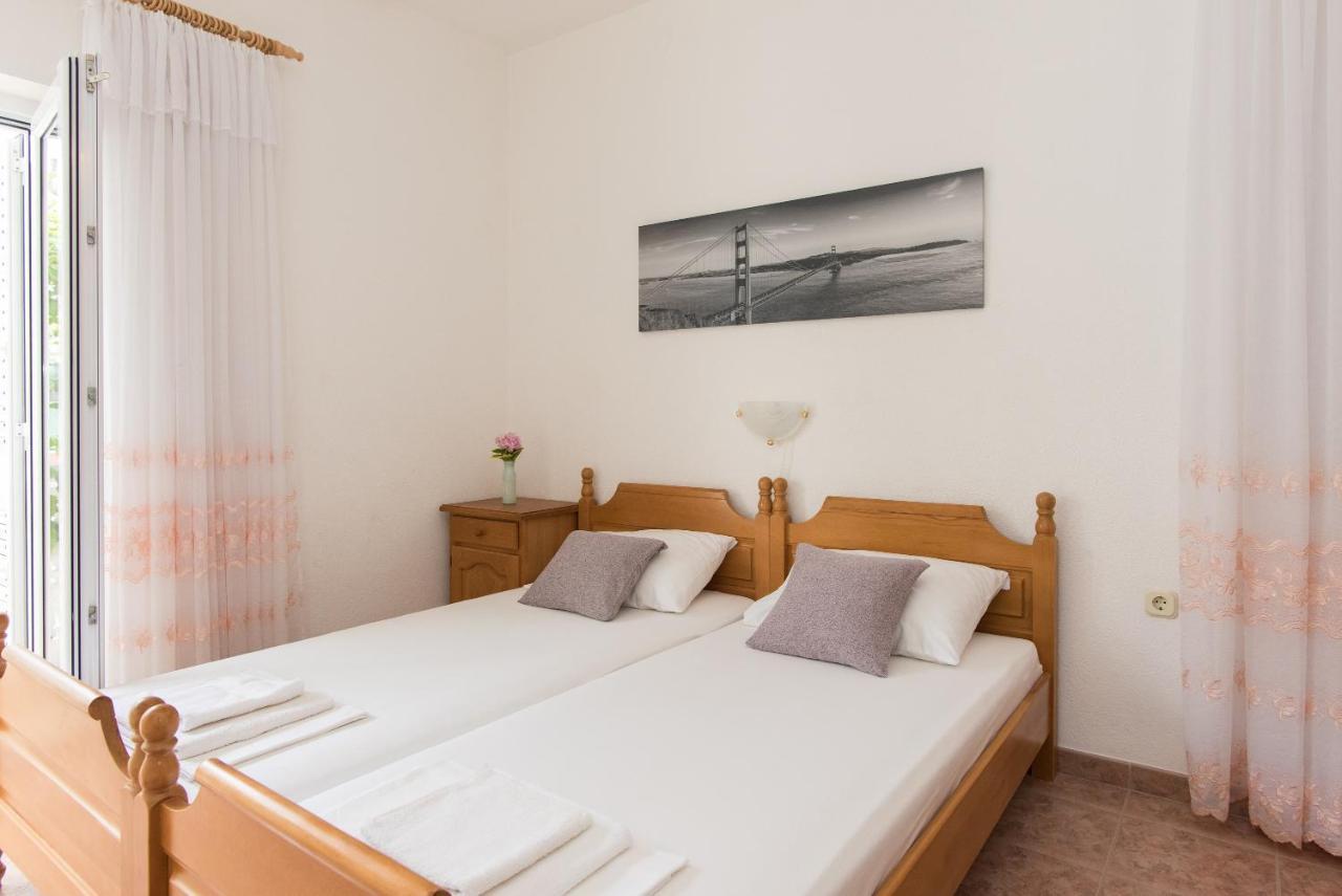 Topic Apartments فوديس المظهر الخارجي الصورة